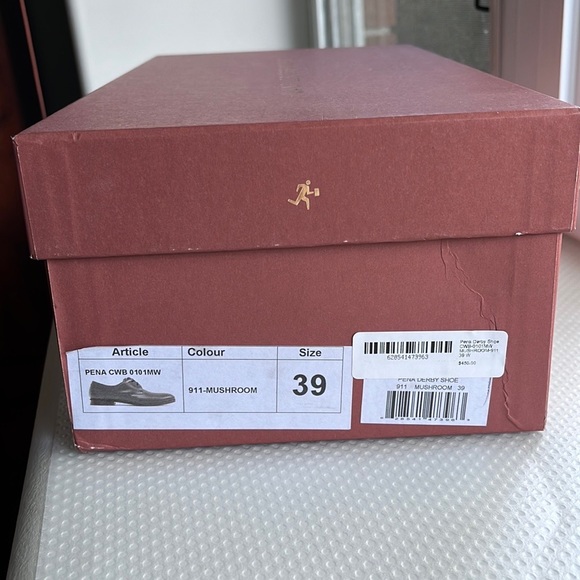 NWT/Women’s, Want les essentiels, Leather lace up, Pena Derby shoe - Picture 13 of 16